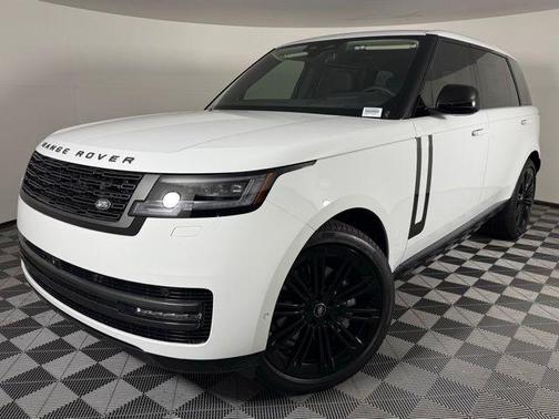 2025 Land Rover Range Rover P530 SE 7 Seat