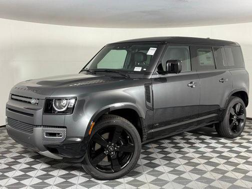 2025 Land Rover Defender 110 V8