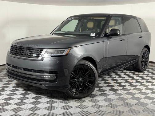 2025 Land Rover Range Rover P530 SE 7 Seat