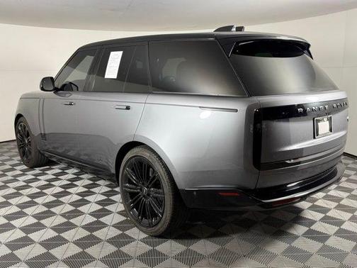 2023 Land Rover Range Rover Autobiography