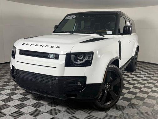 2024 Land Rover Defender 130 P400 X-Dynamic SE