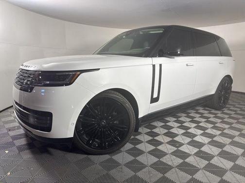 2024 Land Rover Range Rover P400 SE