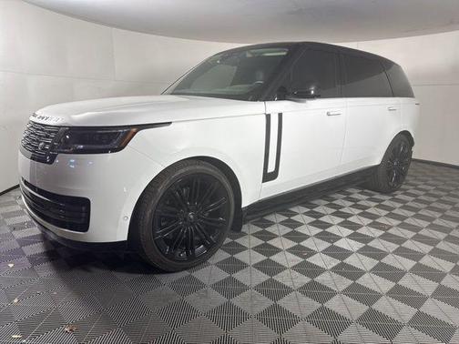 2024 Land Rover Range Rover P400 SE