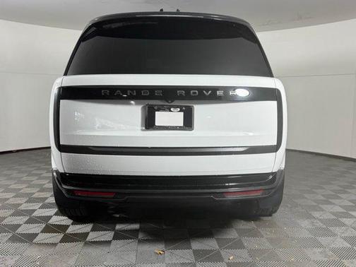 2024 Land Rover Range Rover P400 SE