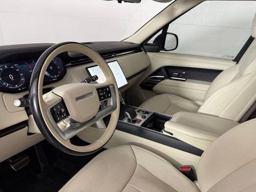 2023 Land Rover Range Rover P530 SE