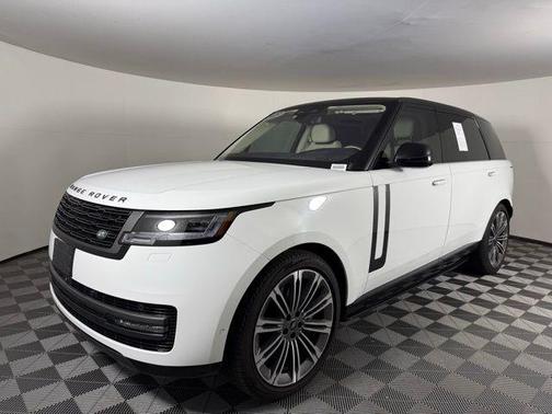 2023 Land Rover Range Rover P530 SE