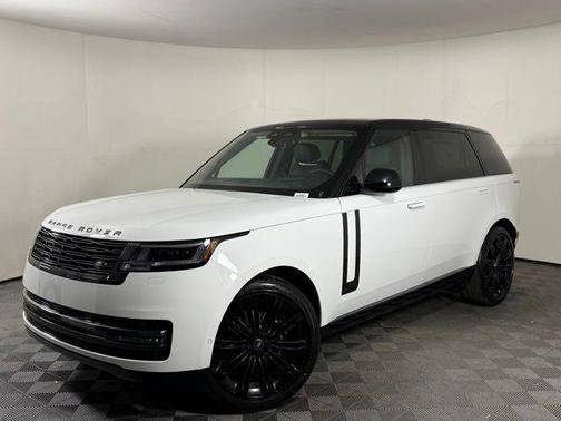 2025 Land Rover Range Rover P400 SE 7 Seat