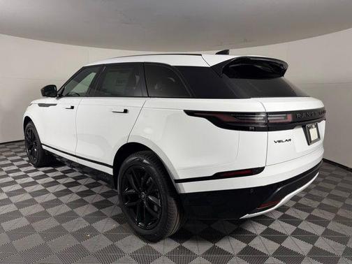 2026 Land Rover Range Rover Velar P250 SE R-Dynamic