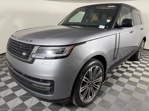 2025 Land Rover Range Rover P530 SE