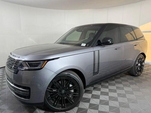 2025 Land Rover Range Rover P530 SE