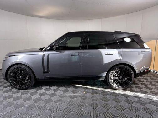 2025 Land Rover Range Rover P530 SE