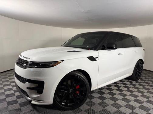 2025 Land Rover Range Rover Sport SE