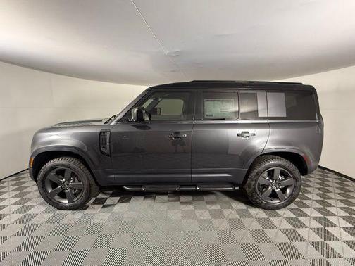 2025 Land Rover Defender 110 P400 S