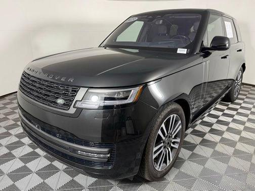 2023 Land Rover Range Rover P530 SE