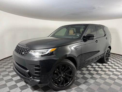 2025 Land Rover Discovery P360 Dynamic SE