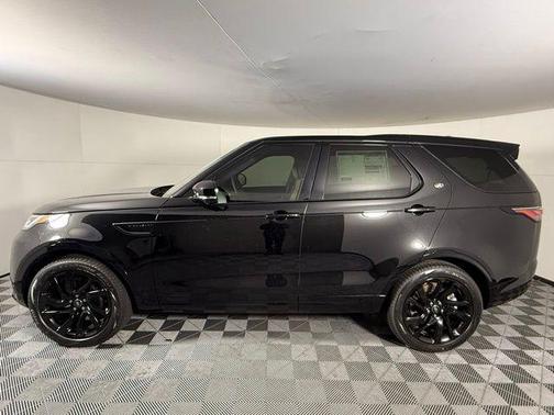 2025 Land Rover Discovery P360 Dynamic SE