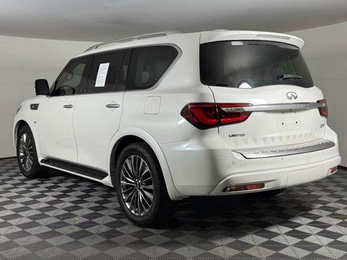 2018 INFINITI QX80 Base