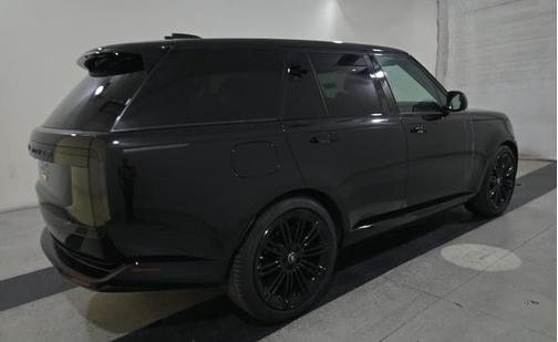 2024 Land Rover Range Rover SE