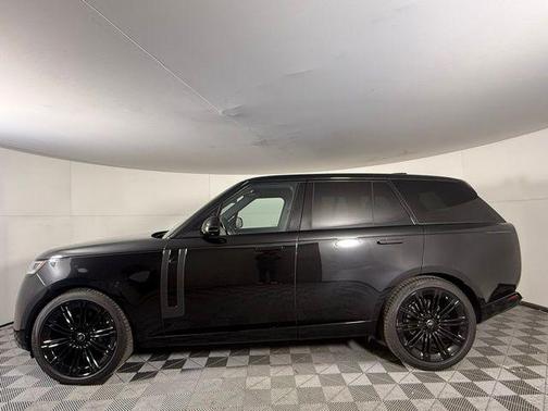 2024 Land Rover Range Rover SE
