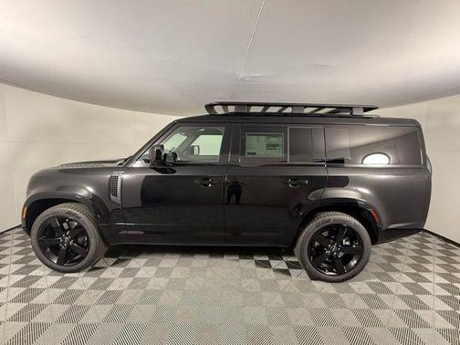 2025 Land Rover Defender 130 P400 X-Dynamic SE