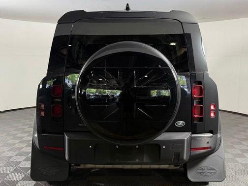 2020 Land Rover Defender 110 HSE