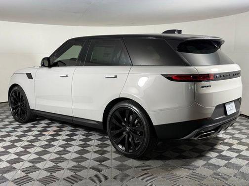 2025 Land Rover Range Rover Sport SE