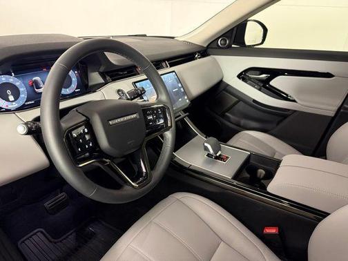 2025 Land Rover Range Rover Evoque Core S