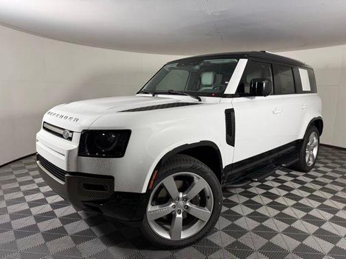 2025 Land Rover Defender 110 P400 X-Dynamic SE