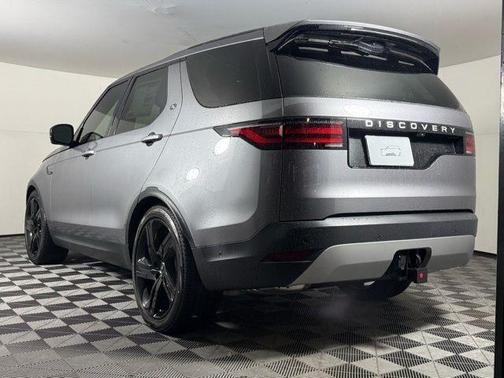 2026 Land Rover Discovery S