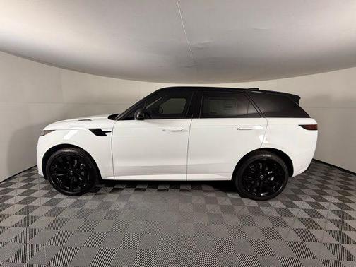 2025 Land Rover Range Rover Sport SE