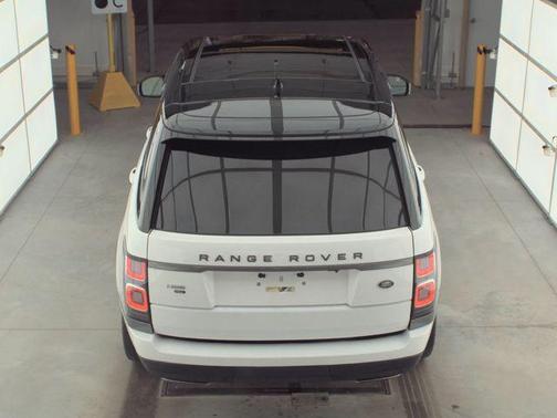 2022 Land Rover Range Rover P525 Westminster