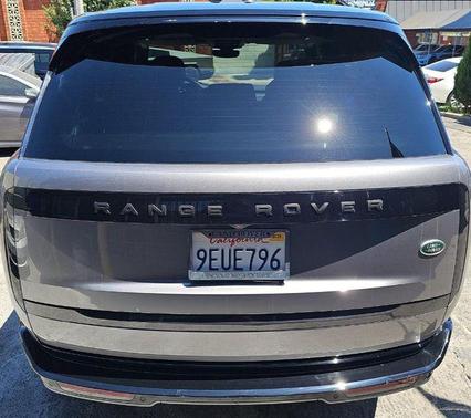 2023 Land Rover Range Rover P440e SE