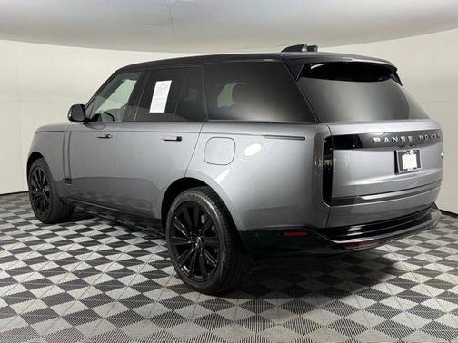 2023 Land Rover Range Rover P440e SE
