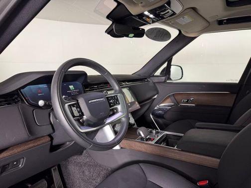2023 Land Rover Range Rover P440e SE