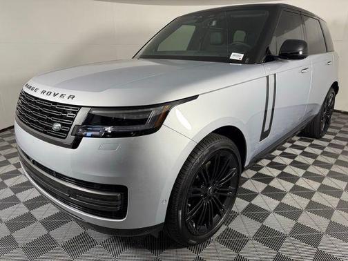 2025 Land Rover Range Rover P530 SE