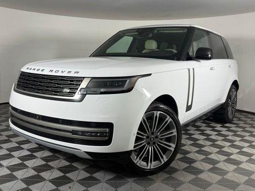 Fuji White 2024 Land Rover Range Rover P530 SE