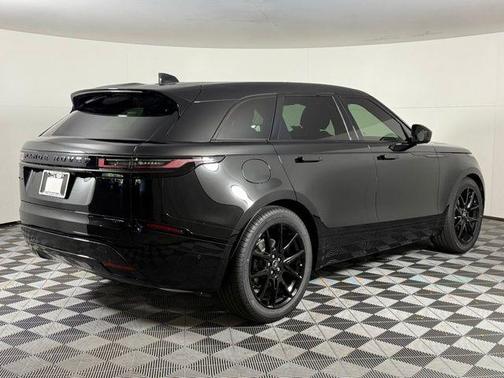 2026 Land Rover Range Rover Velar P250 SE R-Dynamic