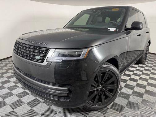 2025 Land Rover Range Rover P550e SE