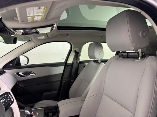 2025 Land Rover Range Rover Velar P400 Dynamic SE