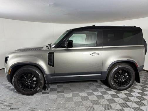2025 Land Rover Defender 90 P300 S