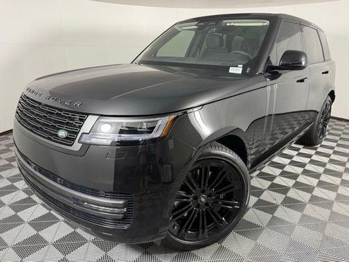 2025 Land Rover Range Rover P530 SE