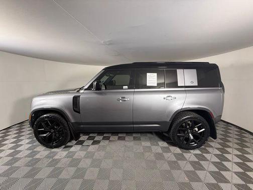 2024 Land Rover Defender 110 P300