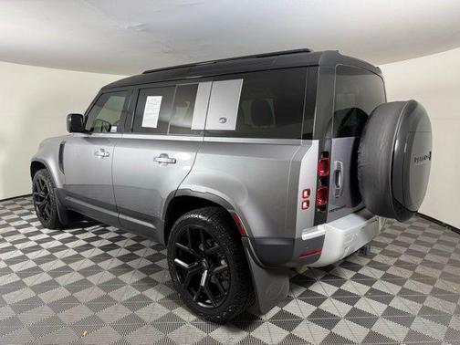 2024 Land Rover Defender 110 P300