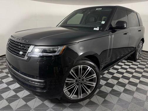 2025 Land Rover Range Rover P530 SE 7 Seat
