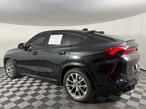 2023 BMW X6 xDrive40i