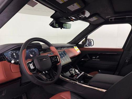2025 Land Rover Range Rover Sport P635 SV Edition Two