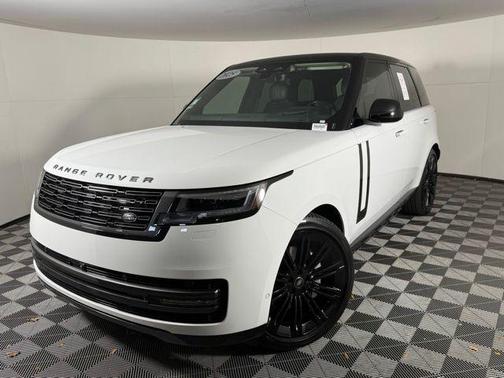 2025 Land Rover Range Rover P400 SE