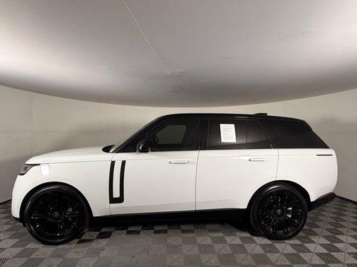 2025 Land Rover Range Rover P400 SE
