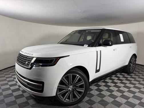 2023 Land Rover Range Rover P530 SE
