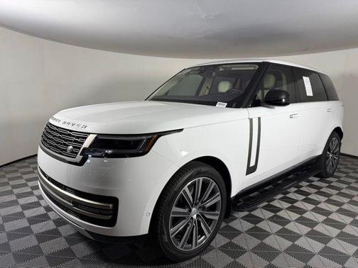 2023 Land Rover Range Rover P530 SE